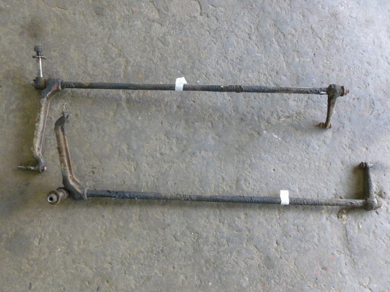 MORRIS MINOR TORSION BARS. £45.00 PAIR. — Minorparts of Oxford