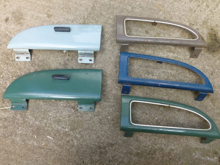 MORRIS MINOR GLOVEBOX LIDS — Minorparts of Oxford