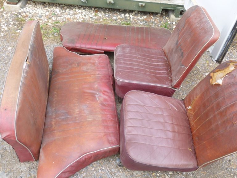 MORRIS MINOR 1000 SEATS. — Minorparts of Oxford